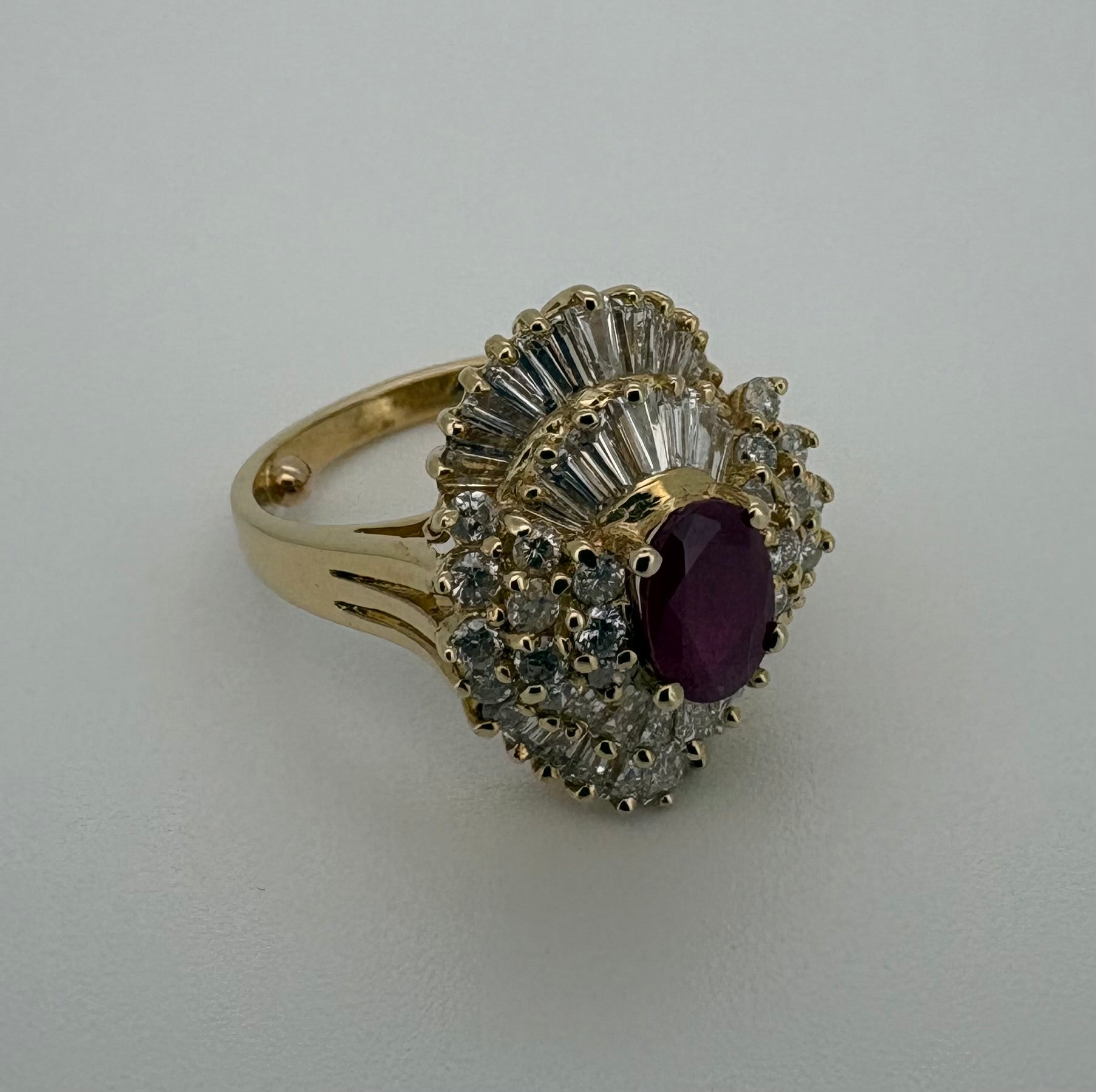Bague Or Jaune 18K Rubis et Diamant