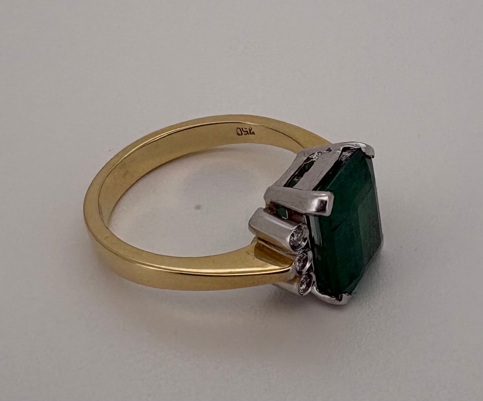 Bague Or Jaune et blanc 18K Emeraude et Diamant
