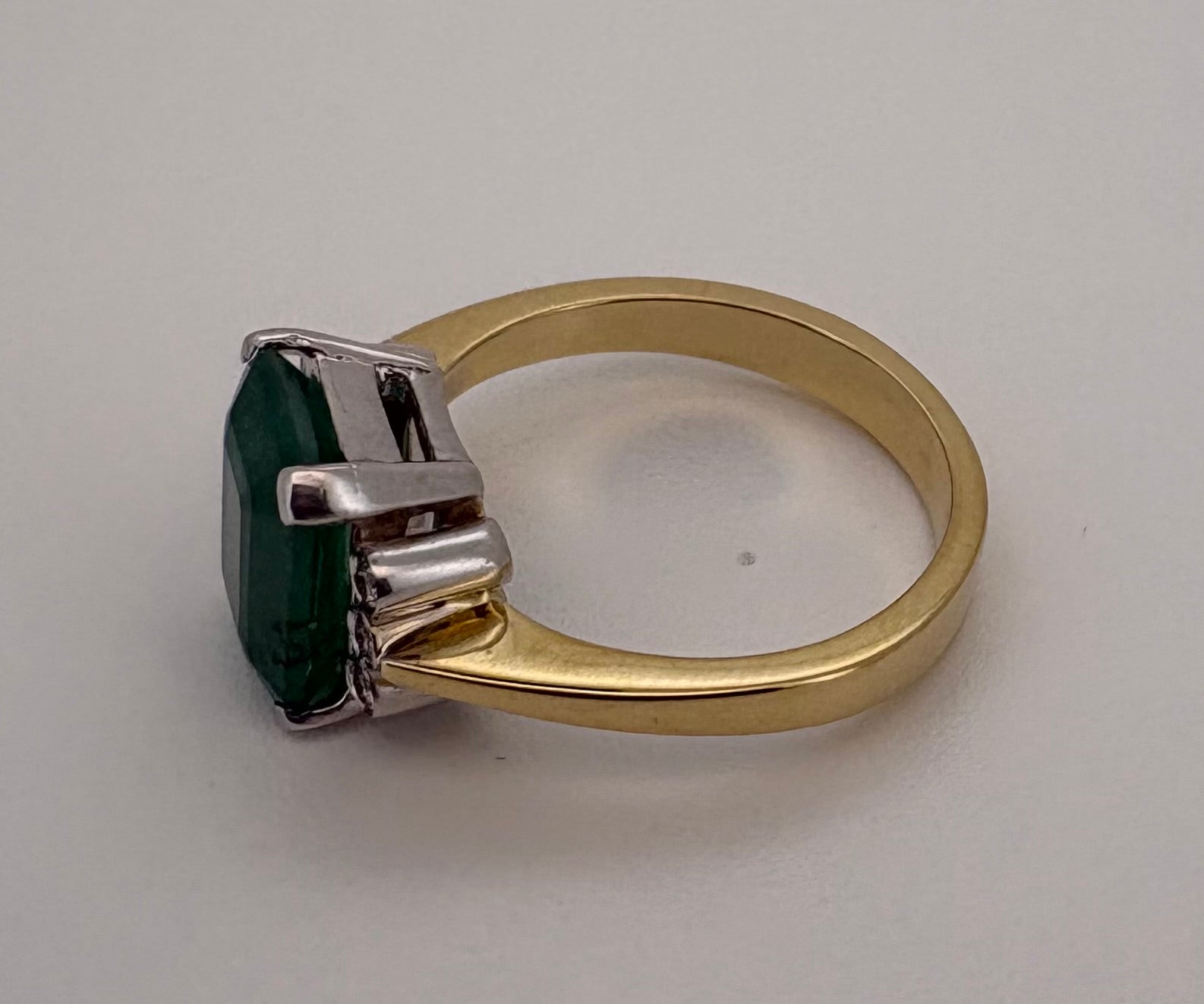 Bague Or Jaune et blanc 18K Emeraude et Diamant
