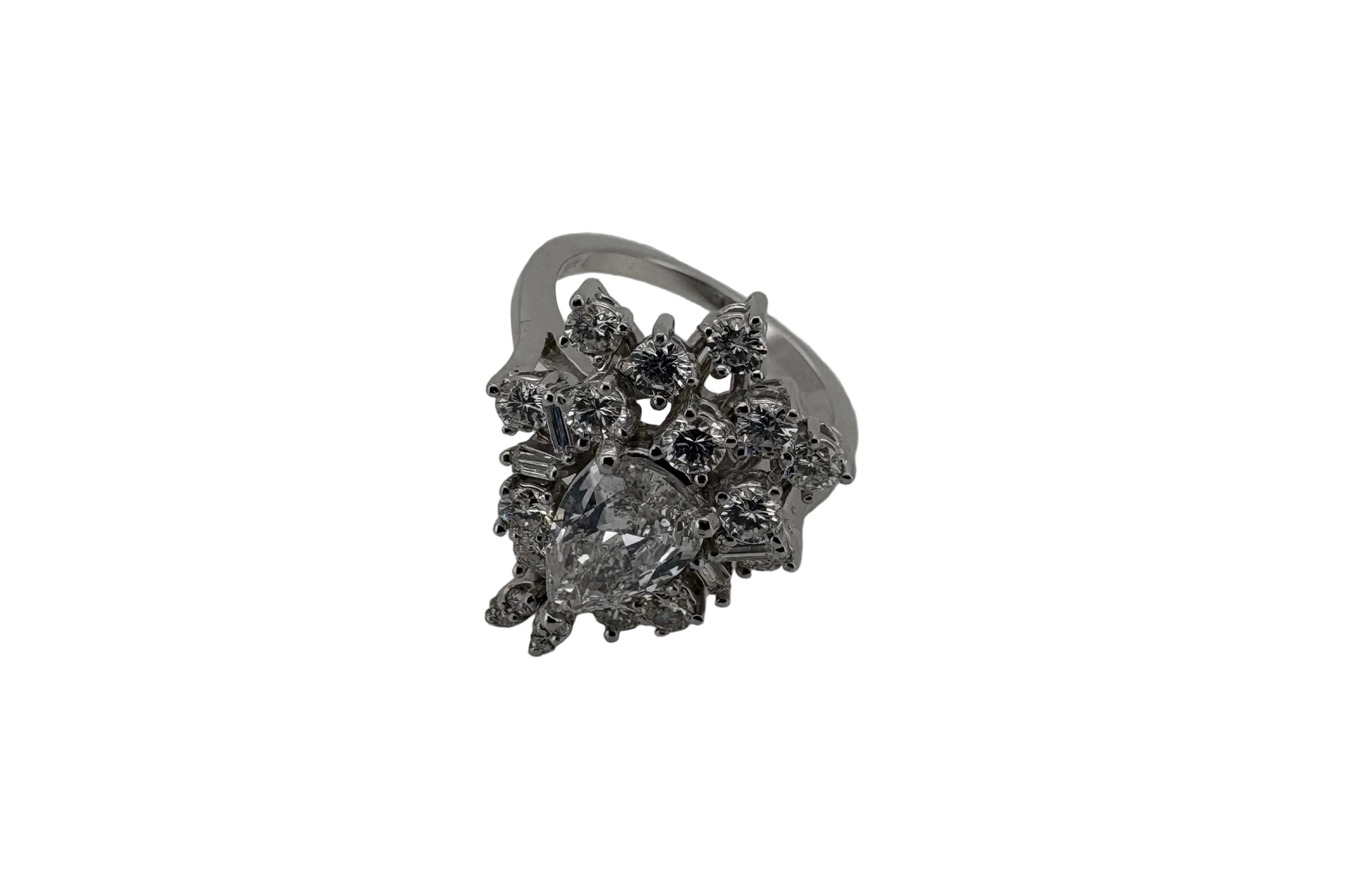 Bague Or blanc 18K et Diamant Poire