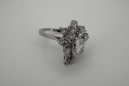Bague Or blanc 18K et Diamant Poire