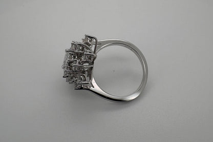 Bague Or blanc 18K et Diamant Poire