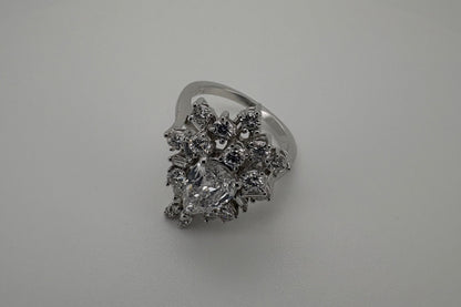 Bague Or blanc 18K et Diamant Poire