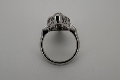 Bague Marquise Or blanc 18K et Diamants