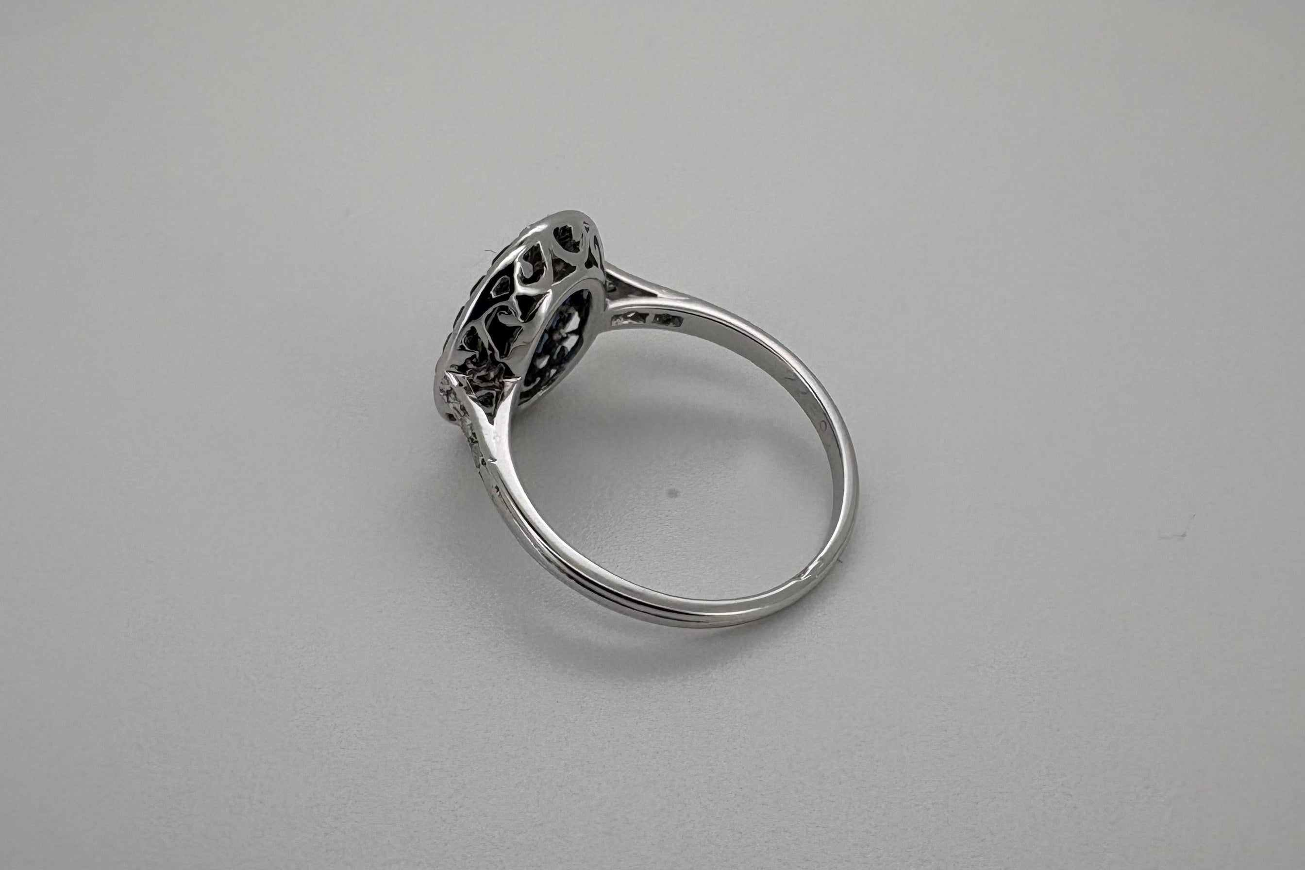 Bague Platine Art-Déco Saphirs et Diamants